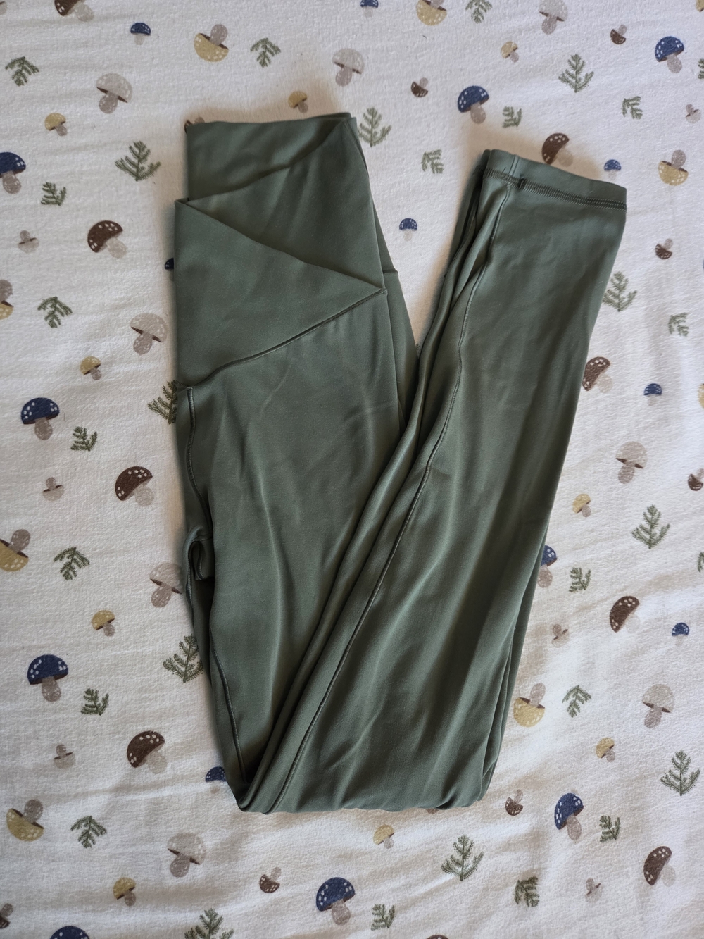 Offline By Aerie Green Cross Front Leggings